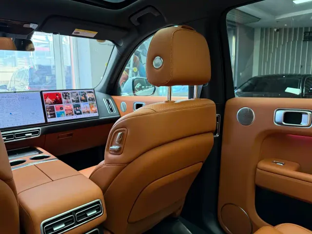 Li Auto L7 — Фото автомобиля 19