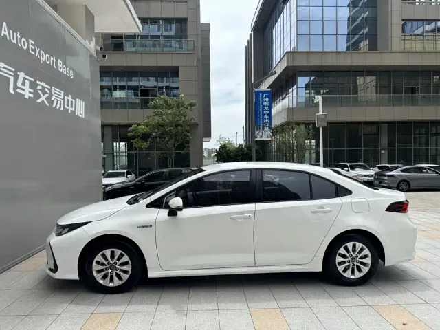 Toyota Corolla — Фото автомобиля 3