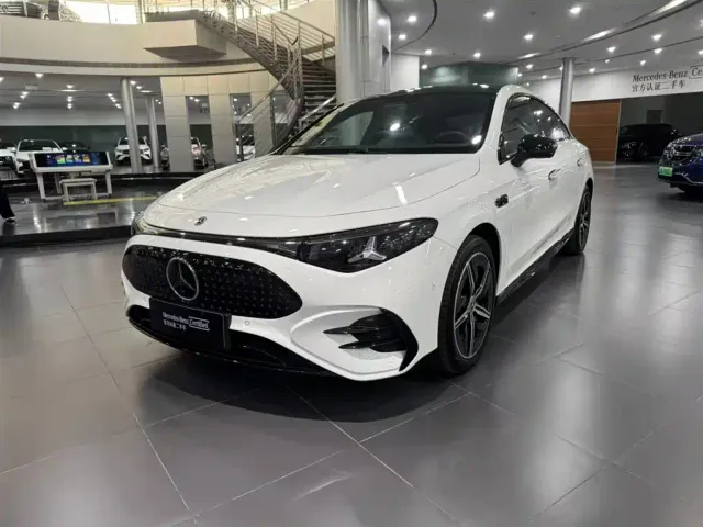 Фотография автомобиля — Mercedes-Benz CLA-Class