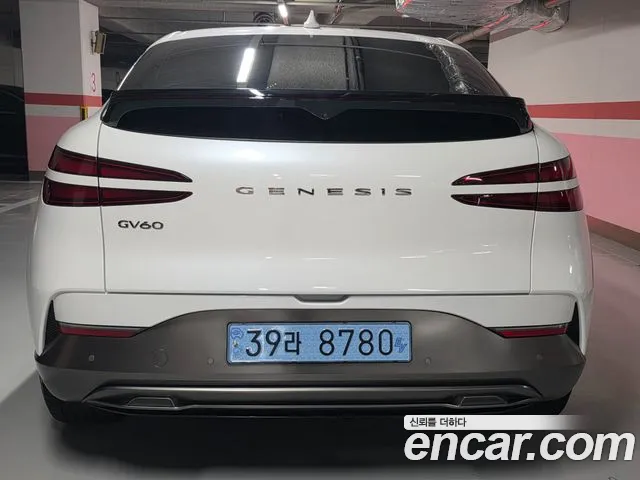 Genesis GV60 — Фото автомобиля 4