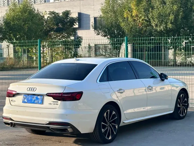 Audi A4L — Фото автомобиля 9