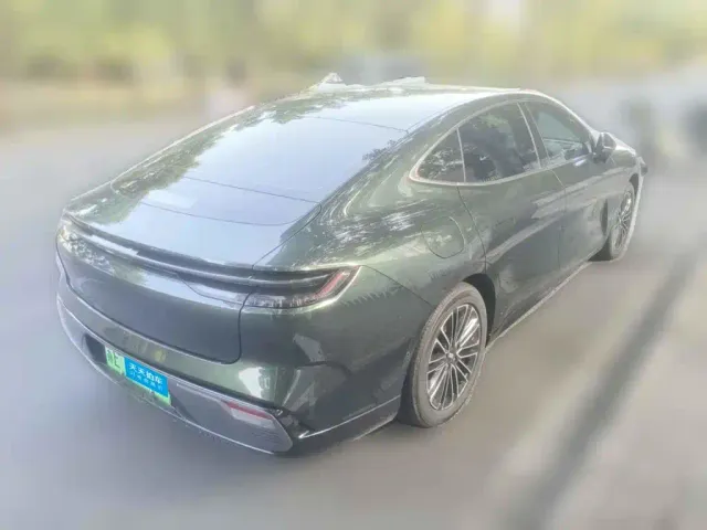 Geely Galaxy Xingyao 8 — Фото автомобиля 2