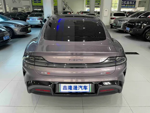 Xiaomi SU7 — Фото автомобиля 4