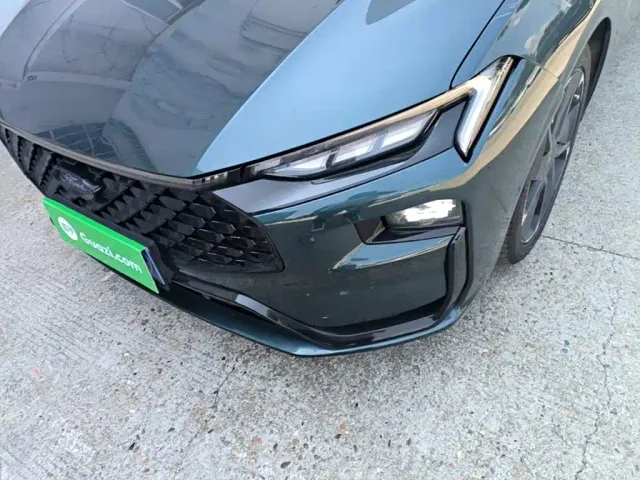 Ford Mondeo — Фото автомобиля 23