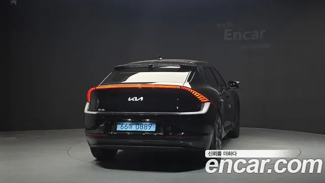Kia EV6 — Фото автомобиля 4