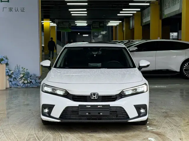 Honda Civic — Фото автомобиля 2