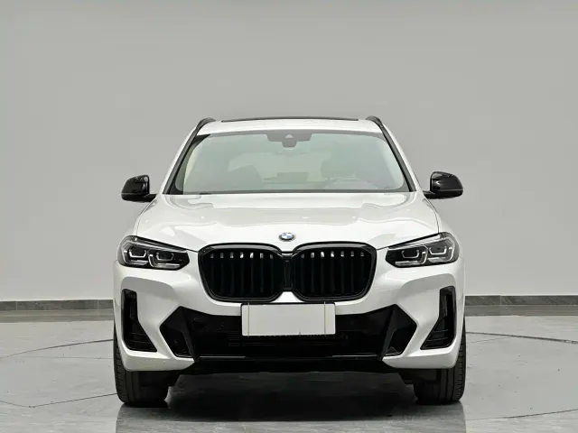 BMW X3 — Фото автомобиля 2
