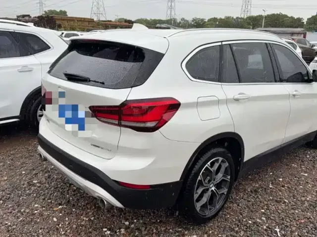 BMW X1 — Фото автомобиля 5