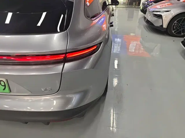 Nio ET5 Touring — Фото автомобиля 7