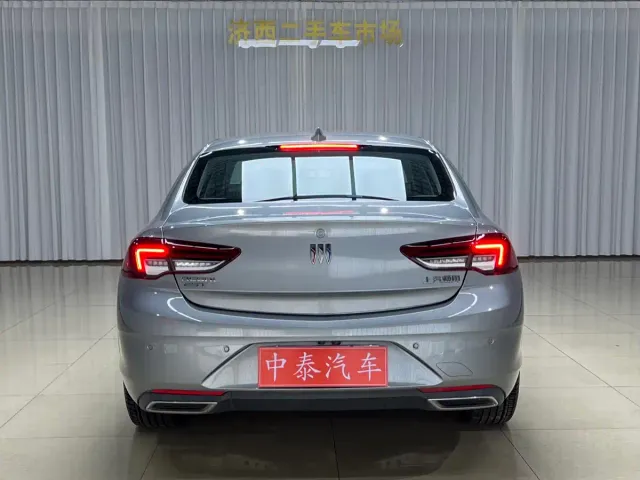Buick Regal — Фото автомобиля 5