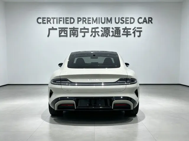 Xiaomi SU7 — Фото автомобиля 8