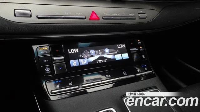 Hyundai Grandeur New — Фото автомобиля 16