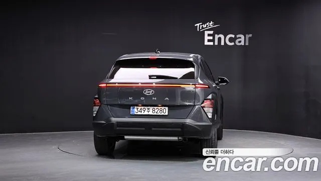 Hyundai Kona Kona (SX2) Бензин 1.6 турбо 2WD — Фото автомобиля 4