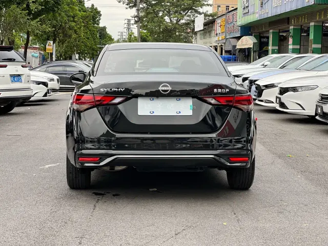 Nissan Sylphy — Фото автомобиля 8