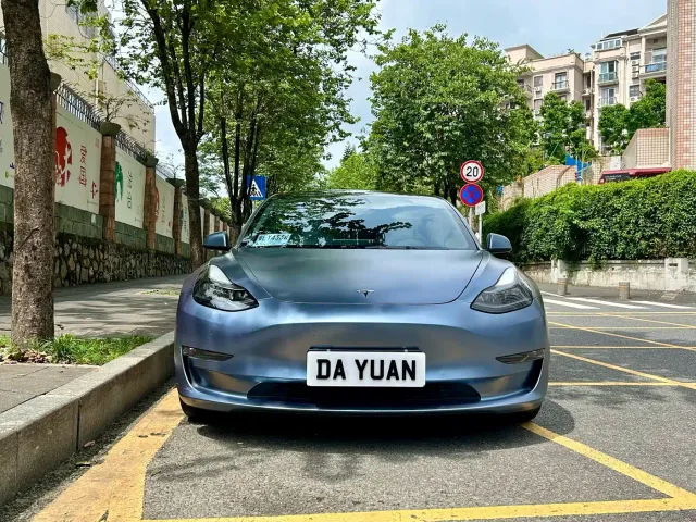 Tesla Model 3 2022 Performance High-Performance AWD — Фото автомобиля 2