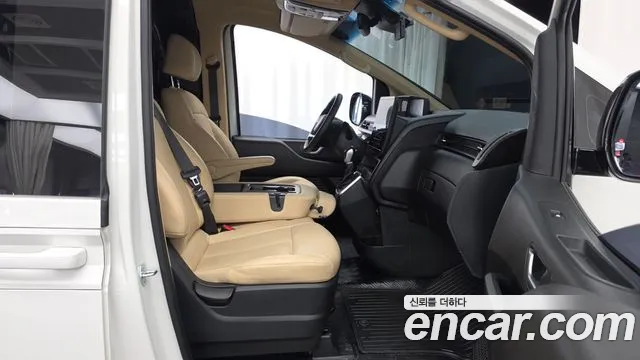 Hyundai Staria — Фото автомобиля 17