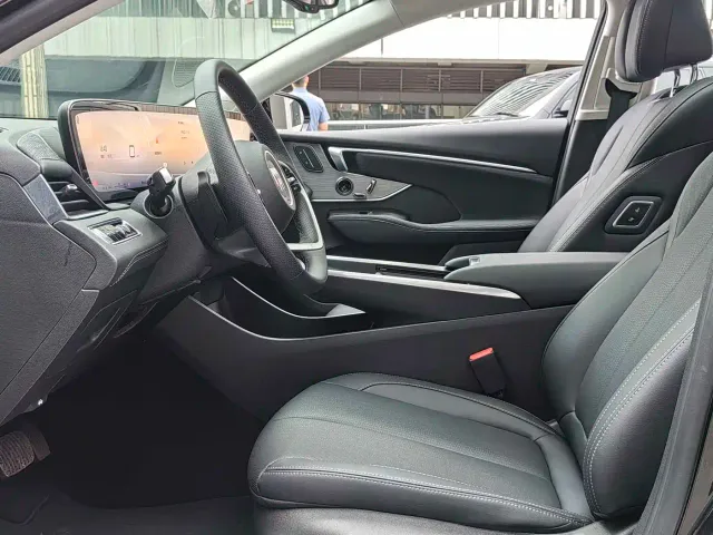 Buick LaCrosse — Фото автомобиля 9