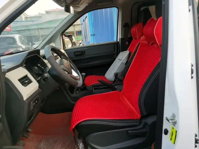 Wuling Zhengcheng — Фото автомобиля 14