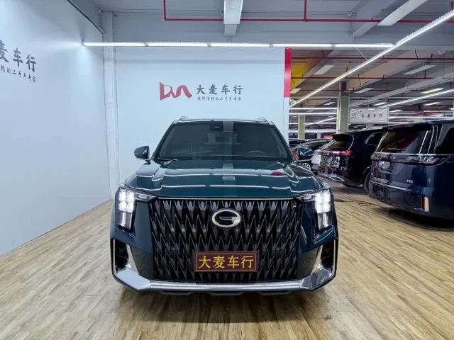 GAC Trumpchi GS8 — Фото автомобиля 2