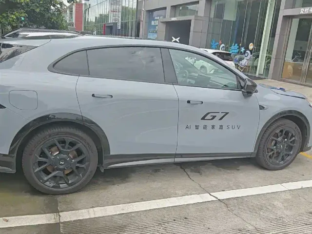 Xpeng G7 — Фото автомобиля 4