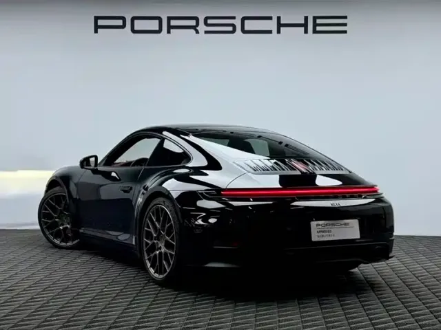 Porsche 911 — Фото автомобиля 5