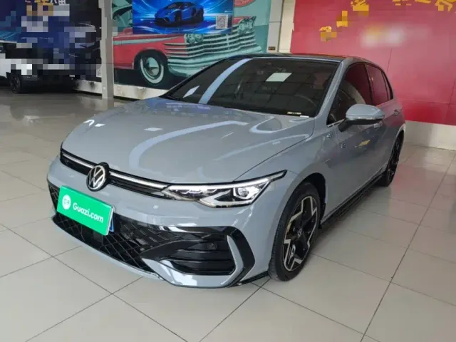 Фотография автомобиля — Volkswagen Golf