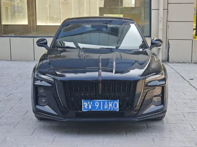 Hongqi H5 — Фото автомобиля 2