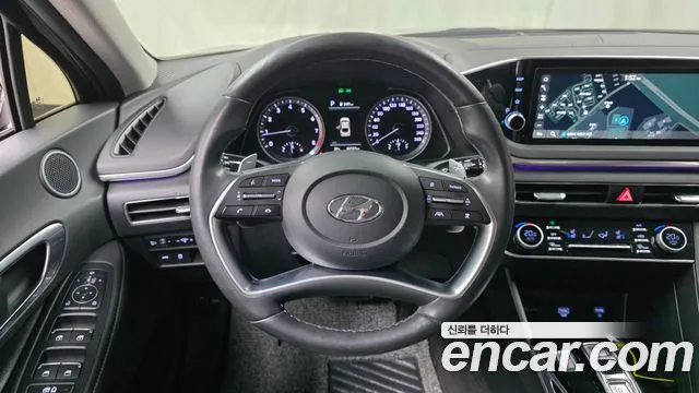 Hyundai Sonata — Фото автомобиля 20