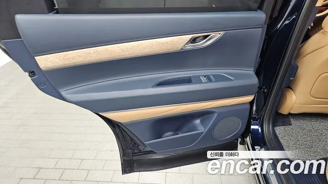 Genesis GV80 2.5T Бензин AWD — Фото автомобиля 24