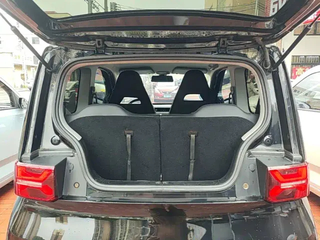 Wuling Hongguang Mini EV — Фото автомобиля 18