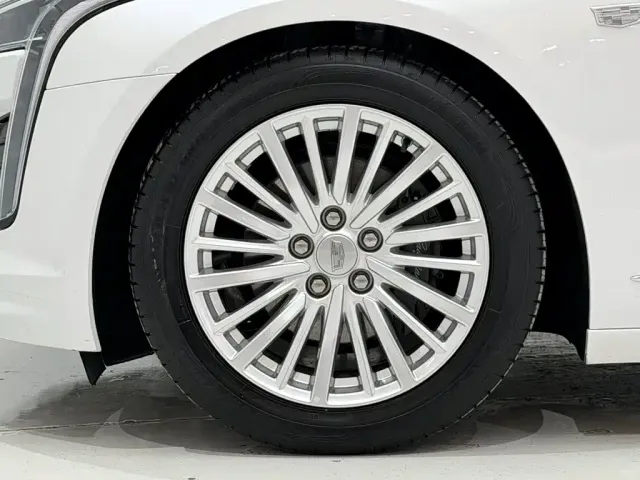 Cadillac CT6 — Фото автомобиля 11