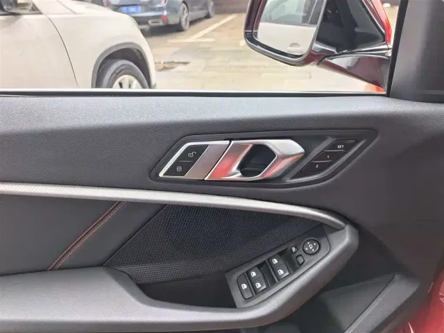 BMW 2 Series — Фото автомобиля 14