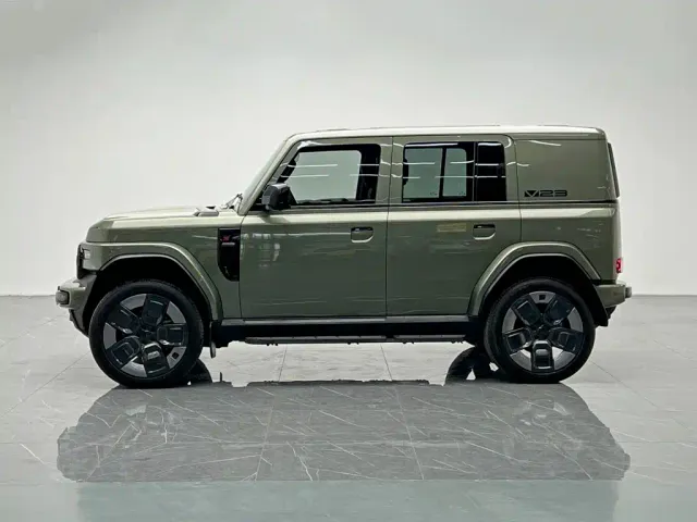 iCAR V23 — Фото автомобиля 3