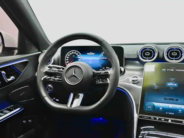 Mercedes-Benz C-Class — Фото автомобиля 14