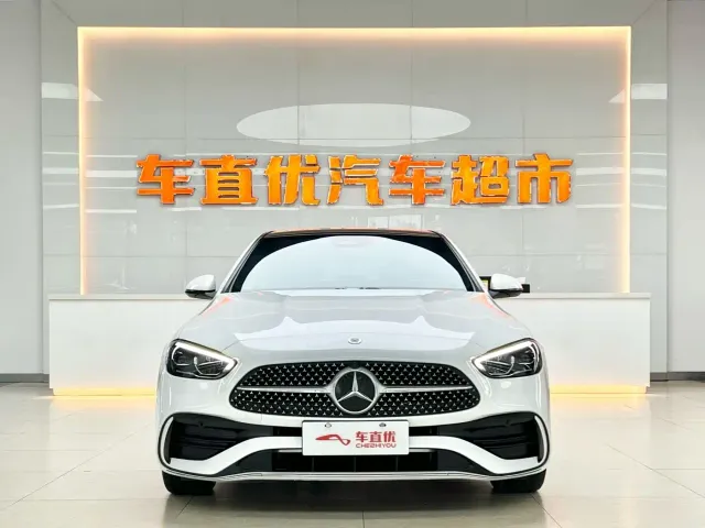 Mercedes-Benz C-Class — Фото автомобиля 3