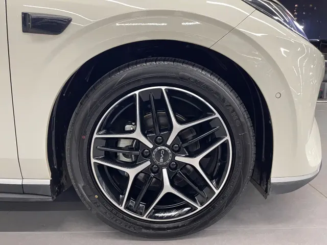 BYD Seal 06 — Фото автомобиля 29