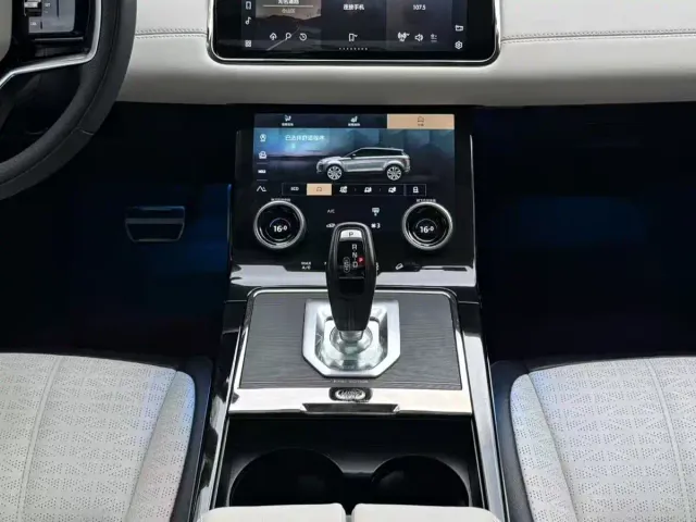 Land Rover Range Rover Evoque — Фото автомобиля 8