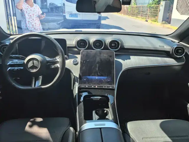Mercedes-Benz C-Class — Фото автомобиля 12