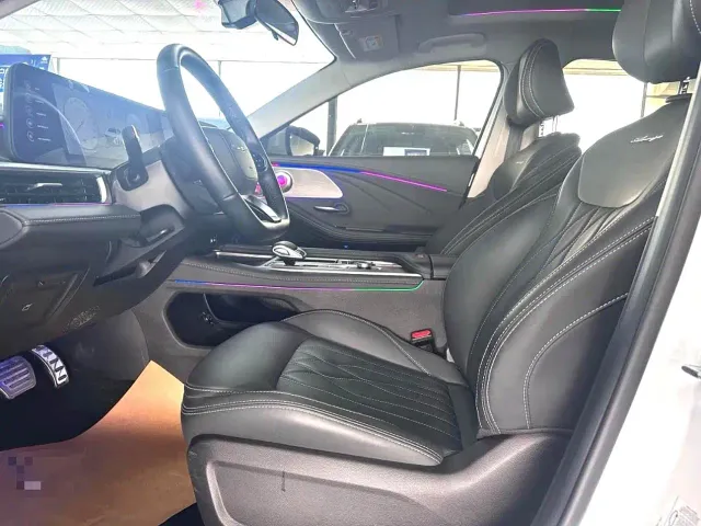 Chery Arrizo 8 — Фото автомобиля 4
