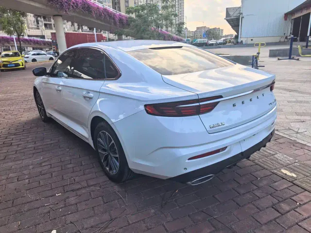 Geely Xingrui — Фото автомобиля 11