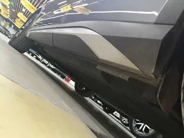 BYD Song L DM-i 2024 112km Leading Edition — Фото автомобиля 21