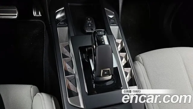 Citroen-DS DS3 — Фото автомобиля 8
