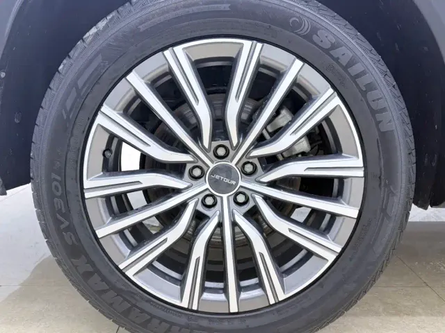 Jetour X70 Plus — Фото автомобиля 25