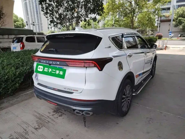Jetour X70 Plus — Фото автомобиля 6