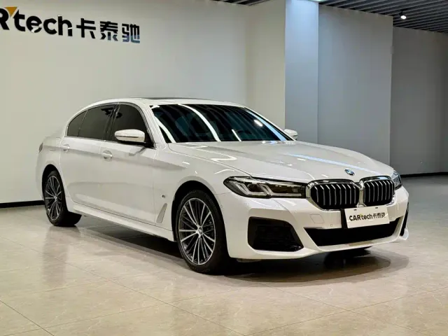 BMW 5 Series — Фото автомобиля 2