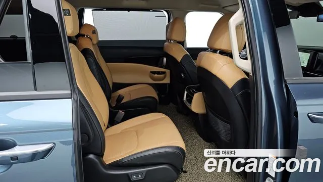 Kia Carnival 4th Gen — Фото автомобиля 18