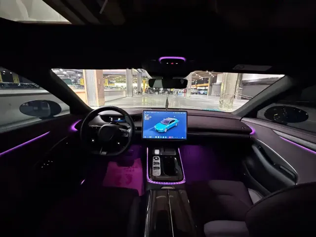 Xiaomi SU7 — Фото автомобиля 6
