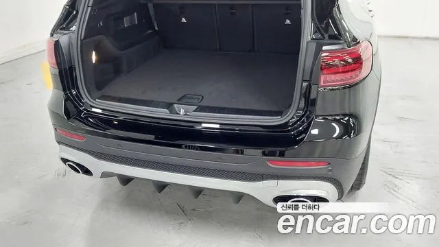 Mercedes-Benz GLB-Class — Фото автомобиля 11