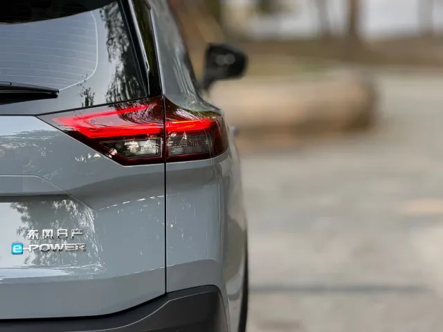 Nissan X-Trail — Фото автомобиля 7