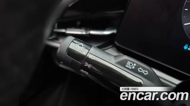Kia Niro — Фото автомобиля 7